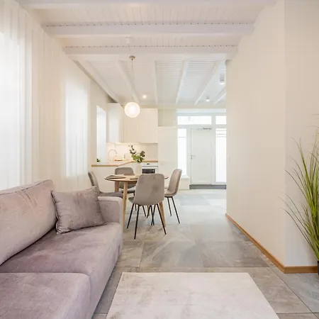 Lai 3 With Sauna Apartamento *